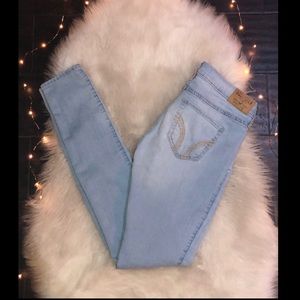 Super Skinny Hollister jeans!